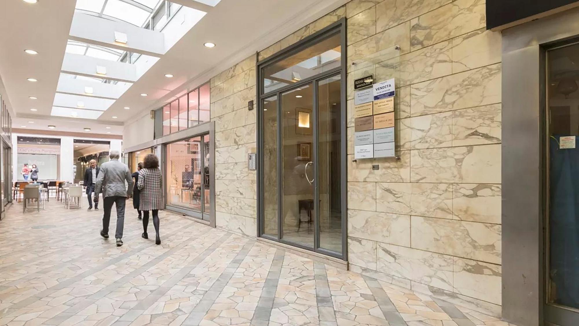 Classbnb - Two Apartments 400 Meters From The Duomo Milano Eksteriør bilde