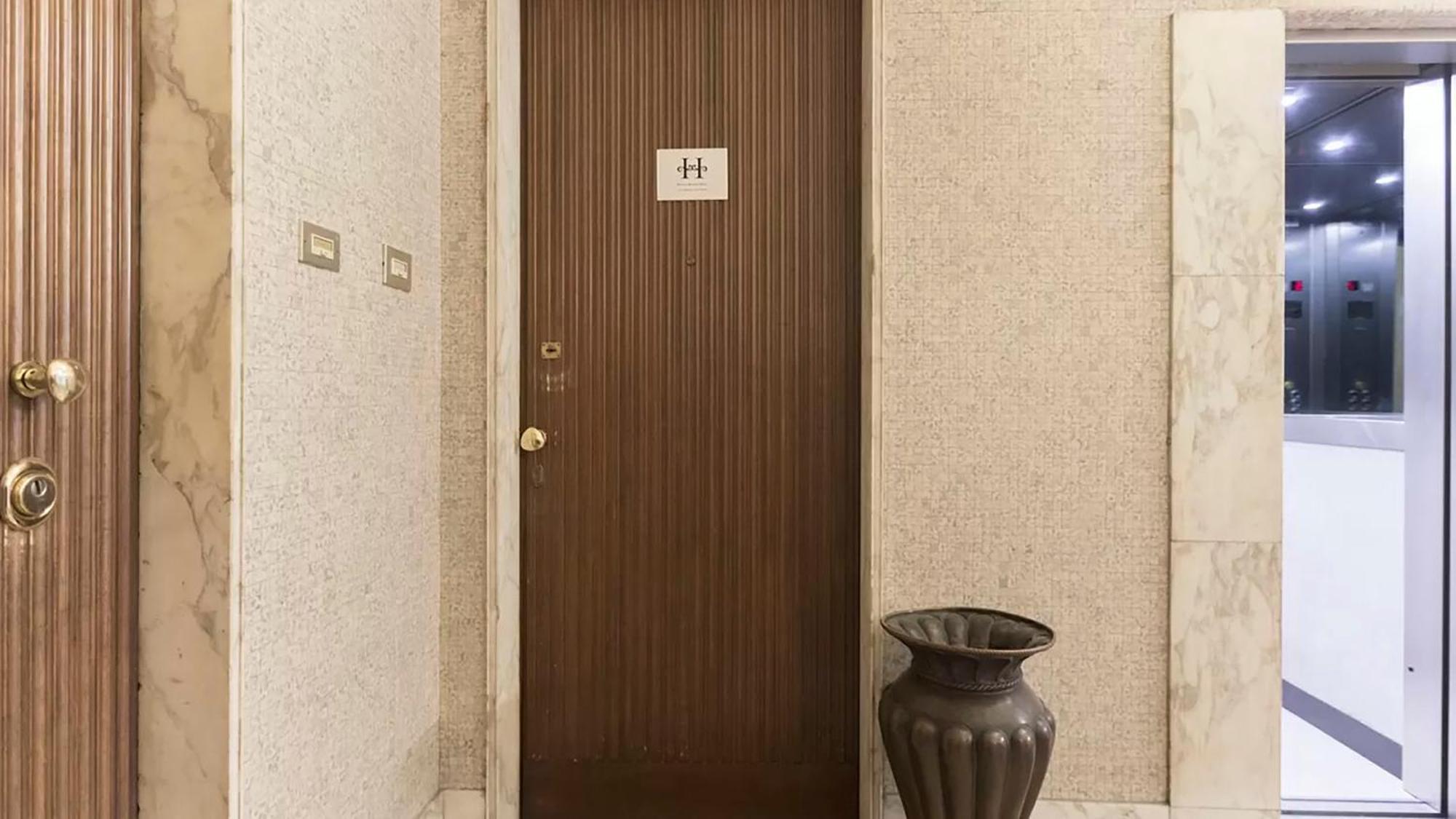 Classbnb - Two Apartments 400 Meters From The Duomo Milano Eksteriør bilde
