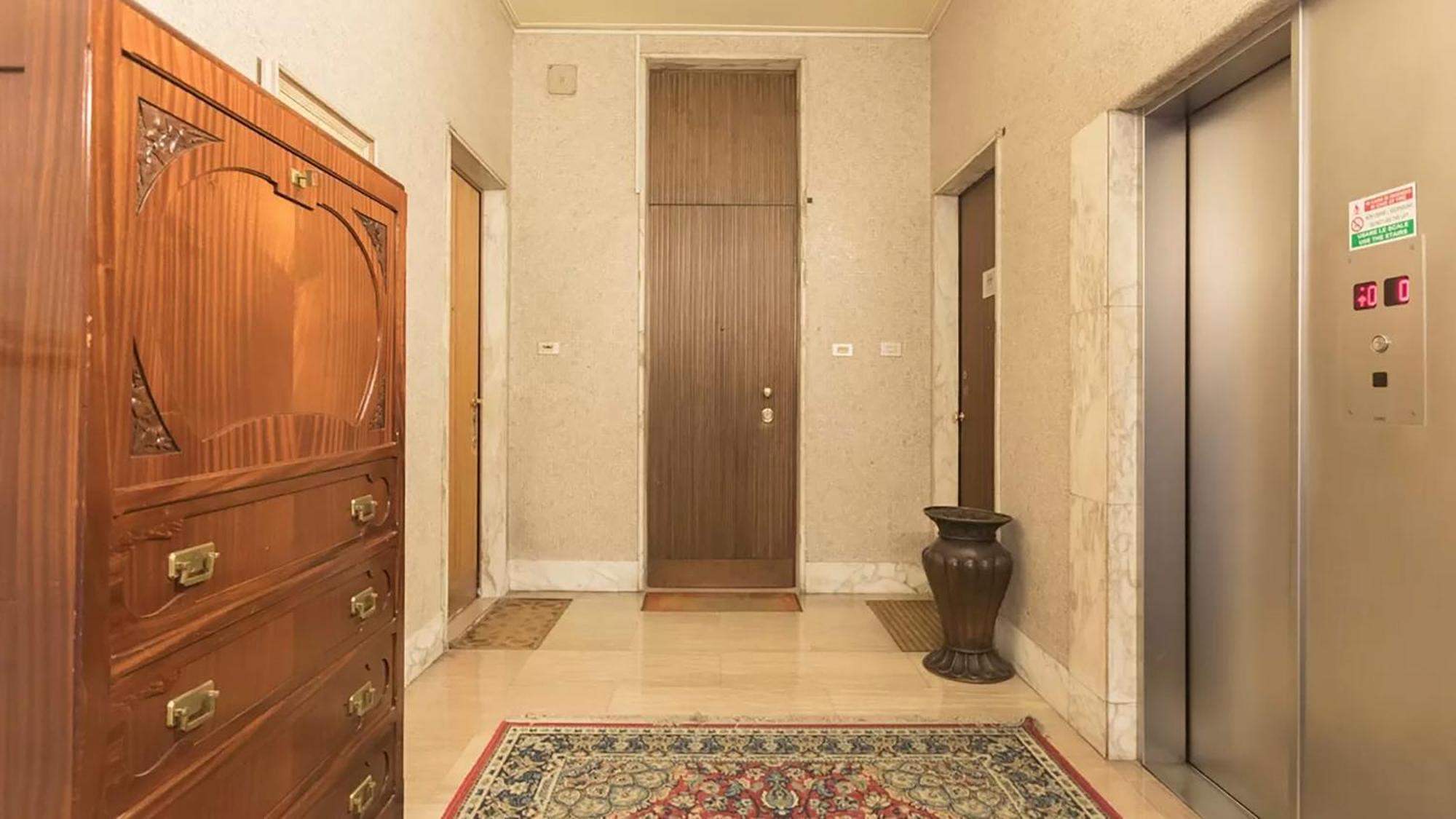 Classbnb - Two Apartments 400 Meters From The Duomo Milano Eksteriør bilde